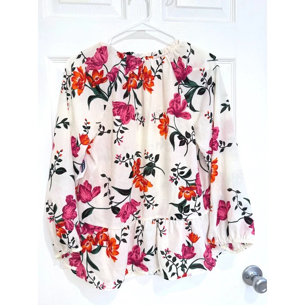 Old Navy Floral Blouse Ruffle Neckline Lightweight Top‎ Casual Size M - Picture 5 of 5